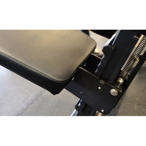 Тренажер для жиму від грудей Toorx FWX-5800 CHEST PRESS