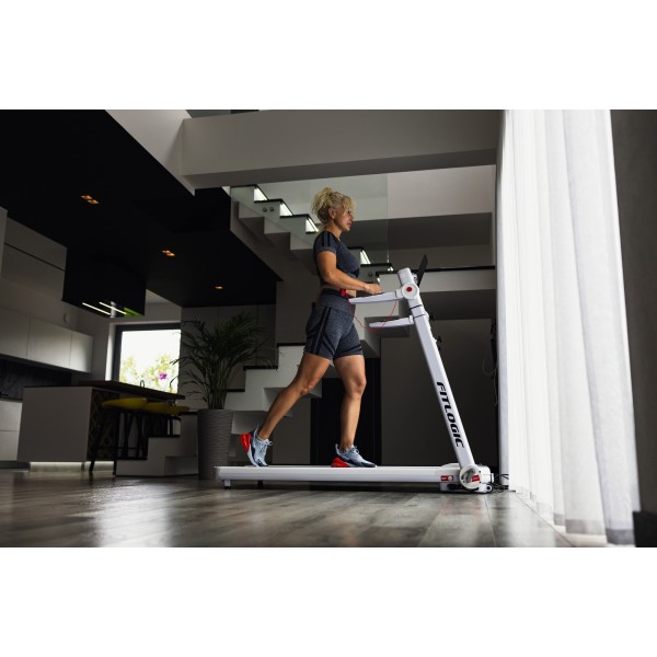 Бігова доріжка FitLogic T116W+