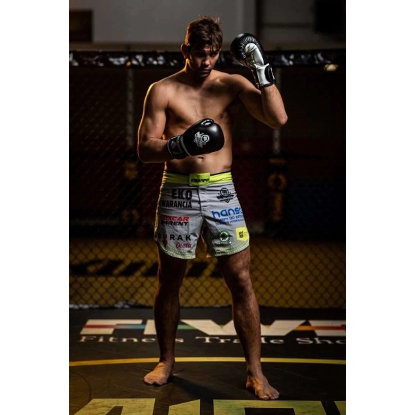 Боксерські рукавички DBX BUSHIDO Classic White Origin Series 8oz