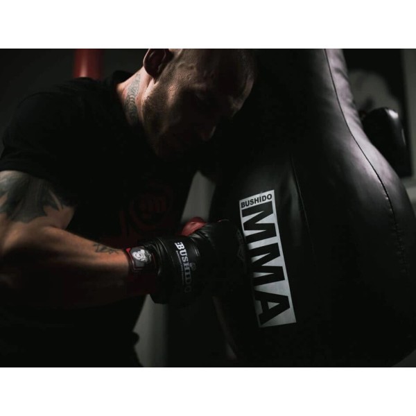 Рукавички для снарядів DBX BUSHIDO Mitts Red, універсальний розмір
