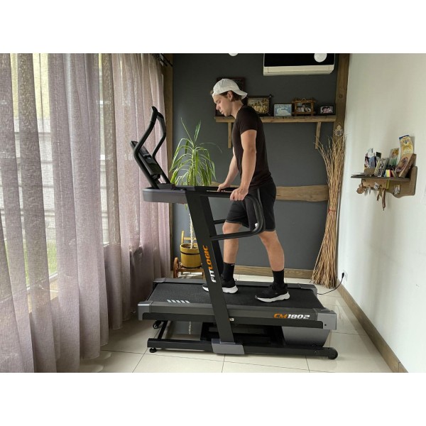 Бігова доріжка FitLogic CM1802