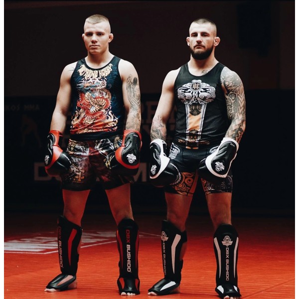 Рукавички для боксу DBX BUSHIDO Blaze Red Legacy Series 10oz
