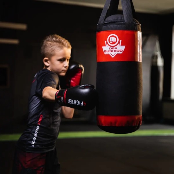 Боксерський мішок DBX Bushido Kids Red 60см, 6–7кг