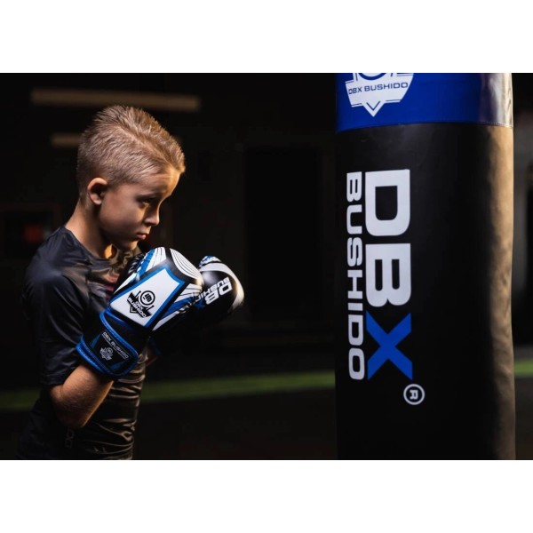 Дитячі боксерські рукавички DBX BUSHIDO Junior Blue 6oz