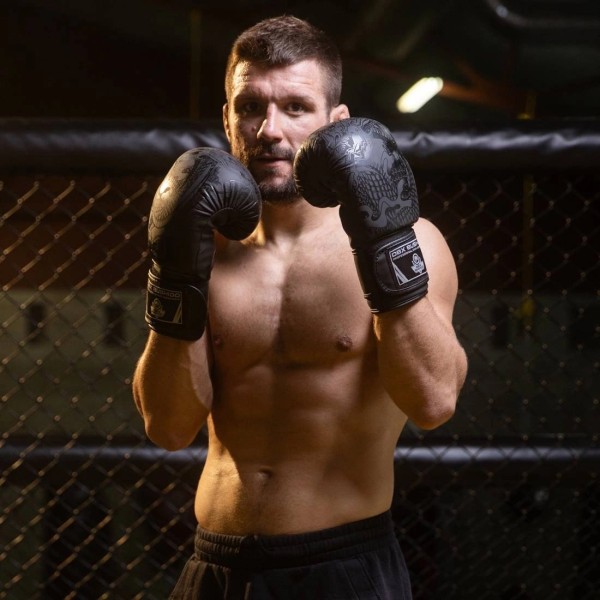 Рукавички боксерські DBX BUSHIDO Black Dragon Valor Series 12oz, чорні