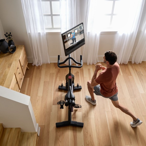 Спінбайк NordicTrack 24 Studio Bike