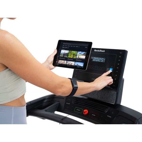 Бігова доріжка NordicTrack T Series 8