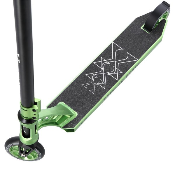 Трюковий самокат Nils Extreme HS202 Pro чорно-зелений