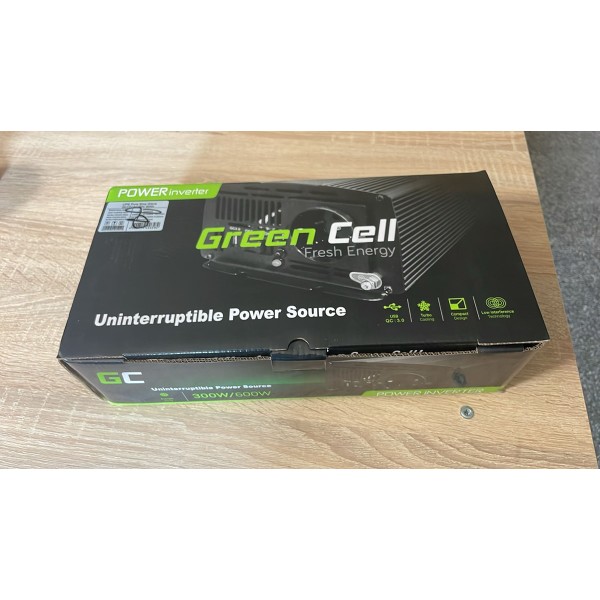 Інвертор з зарядним пристроєм Green Cell INV07 300Вт чистий синус