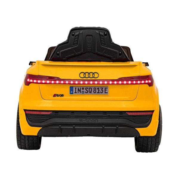 Автомобіль акумуляторний Audi SQ8 жовтий