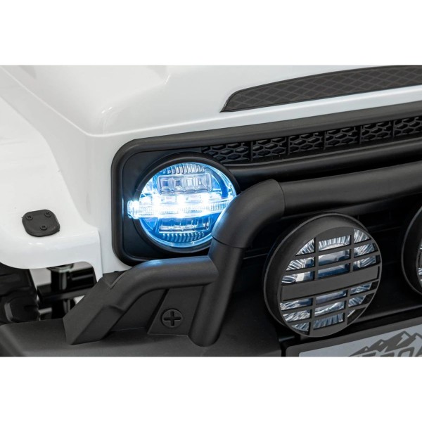 Автомобіль акумуляторний Off-Road CLIMBER білий