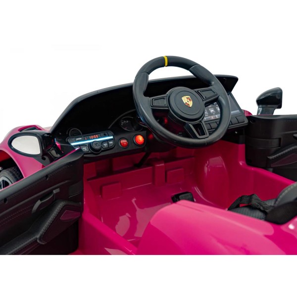 Автомобіль на акумуляторі лакований Ramiz Porsche Spyder RS 718 рожевий
