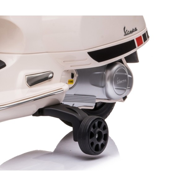 Мотоцикл акумулятоний Milly Mally Vespa GTS Super білий