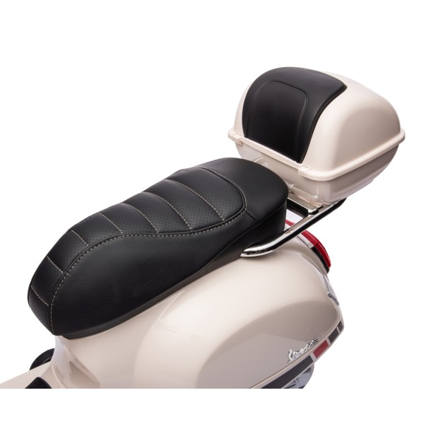 Мотоцикл акумулятоний Milly Mally Vespa GTS Super білий