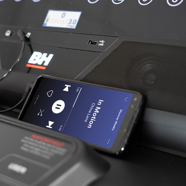 Бігова доріжка BH Fitness RS900 Multimedia для інтенсивних тренувань