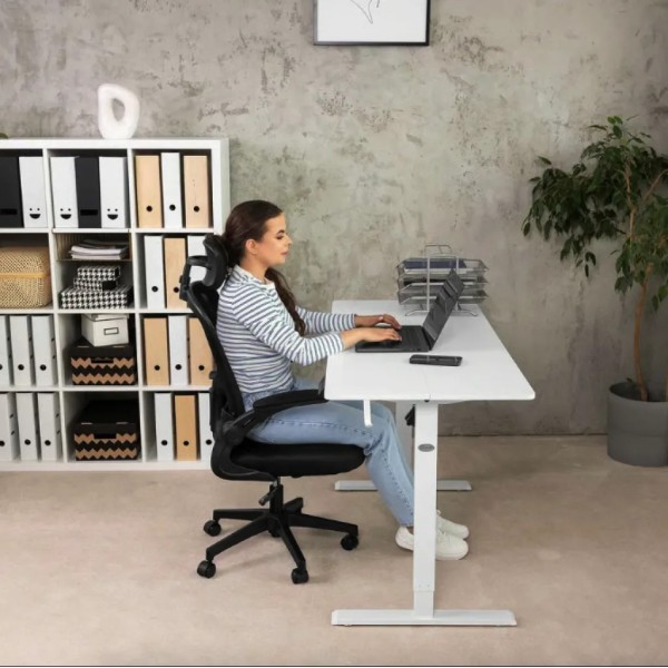 Офісне крісло Di Volio Praso чорне