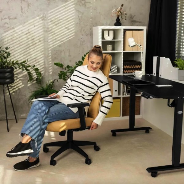 Офісне крісло Di Volio Adelo бежеве