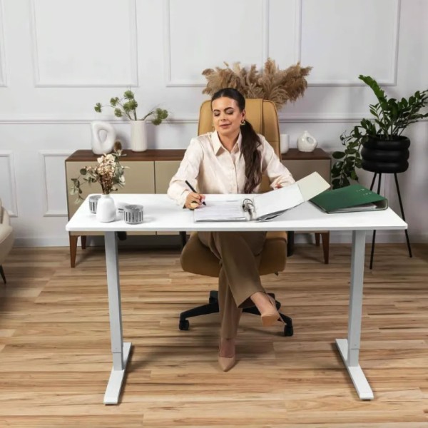 Комп'ютерний стіл з регульованою висотою Di Volio Biago білий