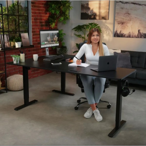 Комп'ютерний кутовий стіл Di Volio Trani з регульованою висотою чорний