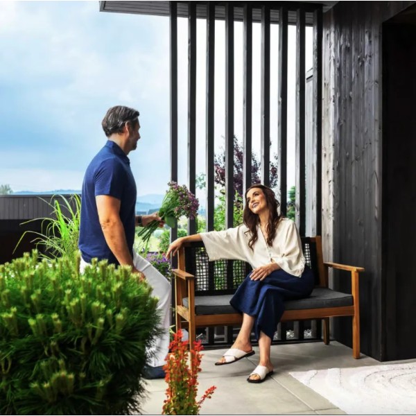 Садова лавка Di Volio Teracina з спинкою чорна