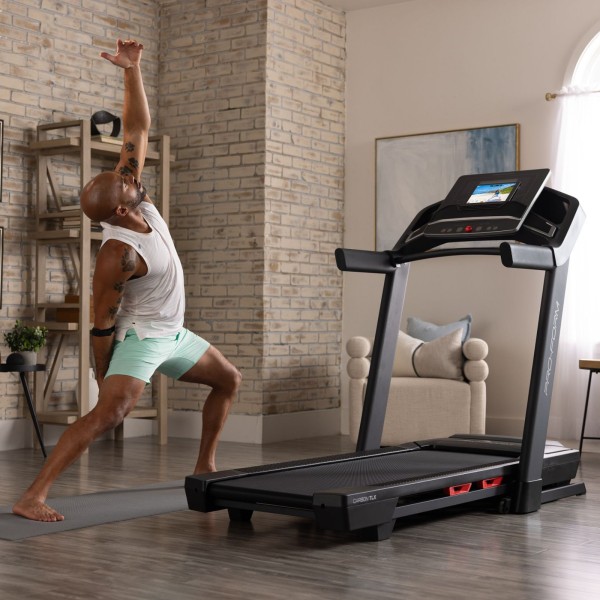 Бігова доріжка складана ProForm Carbon TLX