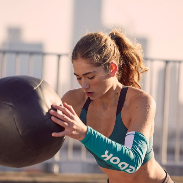 Рукави компресійні для рук Activchill M Reebok RASL-13024GN морська хвиля