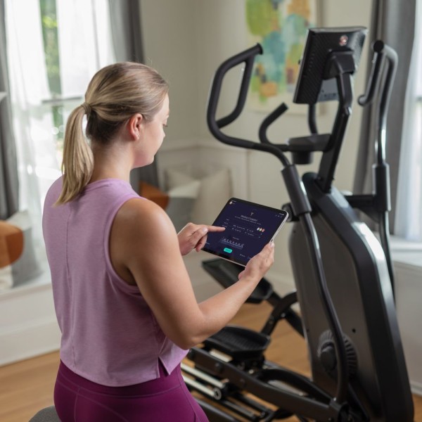Велотренажер Schwinn 590E Elliptical