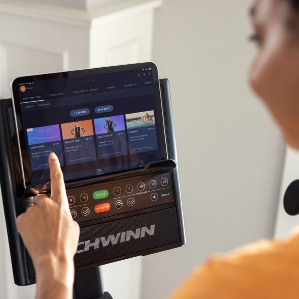 Велотренажер Schwinn 590E Elliptical
