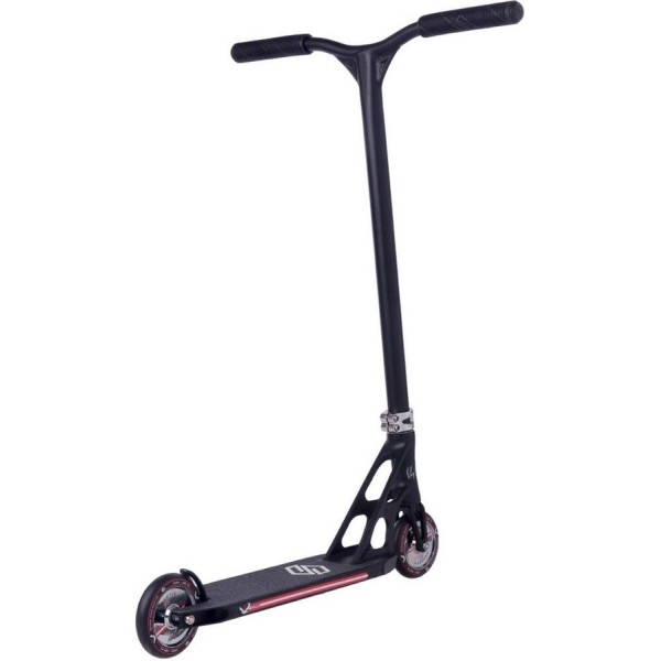Трюковий самокат Striker Bgseakk Magnetit Pro Black/Silver 