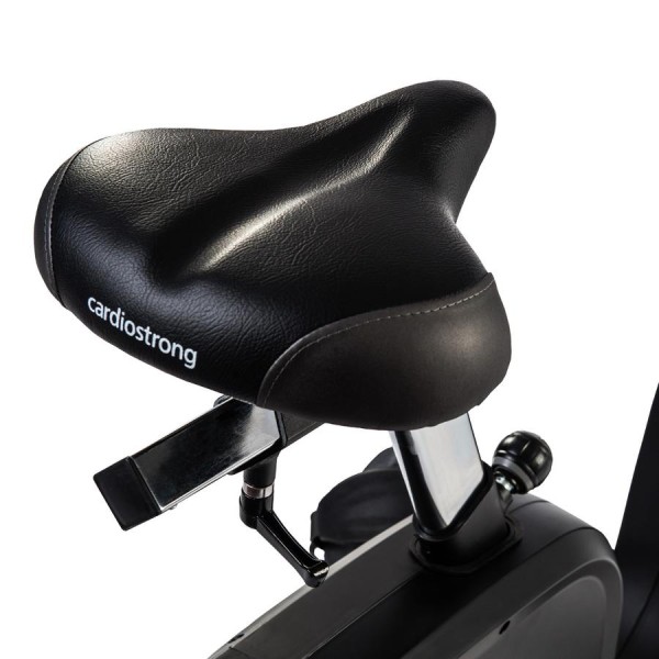 Велотренажер CardioStrong BX70i
