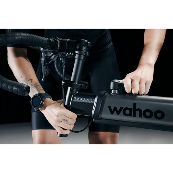 Велотренажер Wahoo Kickr Bike Shift