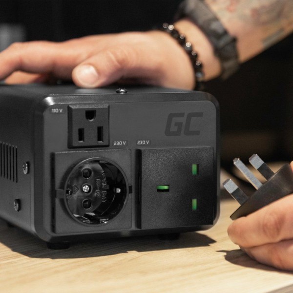 Перетворювач напруги 110V ⇄ 230V Green Cell 400Вт, 500Вт EU UK USA