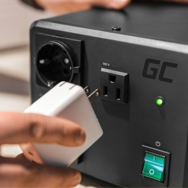 Перетворювач напруги 110V ⇄ 230V Green Cell 800Вт, 1000Вт EU UK USA