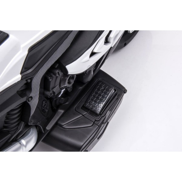 Мотоцикл на акумуляторі Lean Cars BMW HP4 білий JT5008