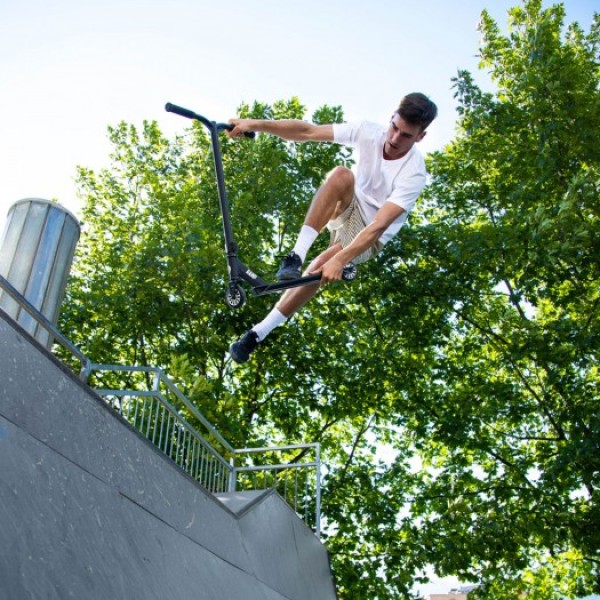 Трюковий самокат Micro Ramp, Чорний