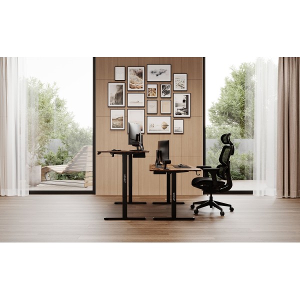 Стіл з регулюванням висоти Sense7 Nojo 140×70 см, електричний, коричневий + крісло Moyo, чорне