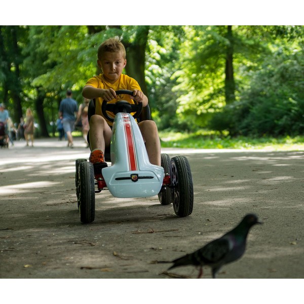 Дитячий веломобіль GoKart Milly Mally Abarth, білий