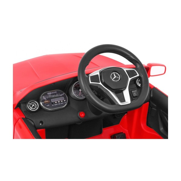 Автомобіль на акумуляторі Mercedes AMG GLA-45, червоний