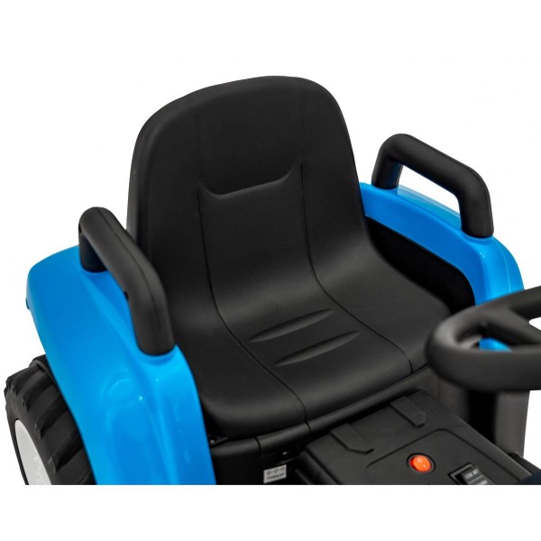 Трактор на акумуляторі з причіпом New Holland T7, блакитний