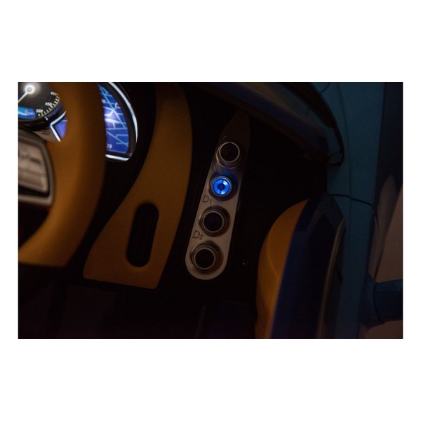 Автомобіль на акумуляторі Bugatti Chiron, блакитний