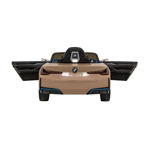 Автомобіль на акумуляторі BMW i4, золотий