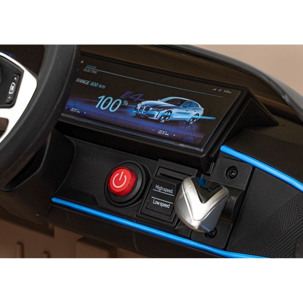 Автомобіль на акумуляторі BMW i4, золотий