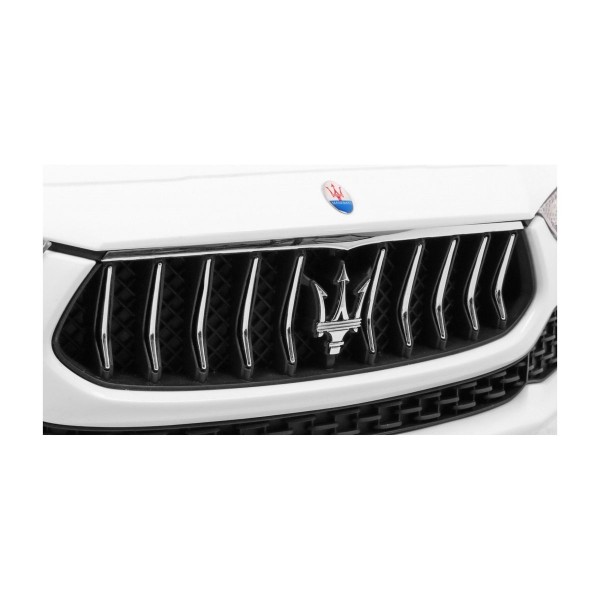 Автомобіль на акумуляторі Maserati Ghibli, білий