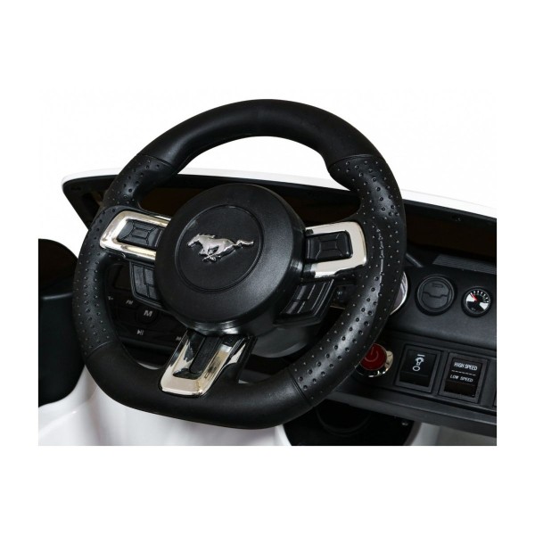 Автомобіль на акумулятор Ford Mustang GT, білий