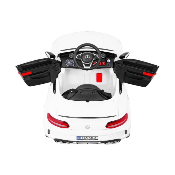 Автомобіль на акумуляторі Mercedes Benz C63 AMG, білий