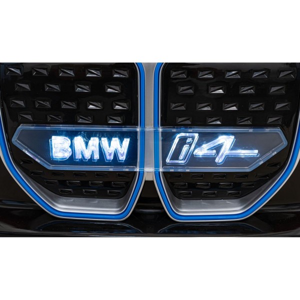 Автомобіль на акумуляторі BMW i4, червоний