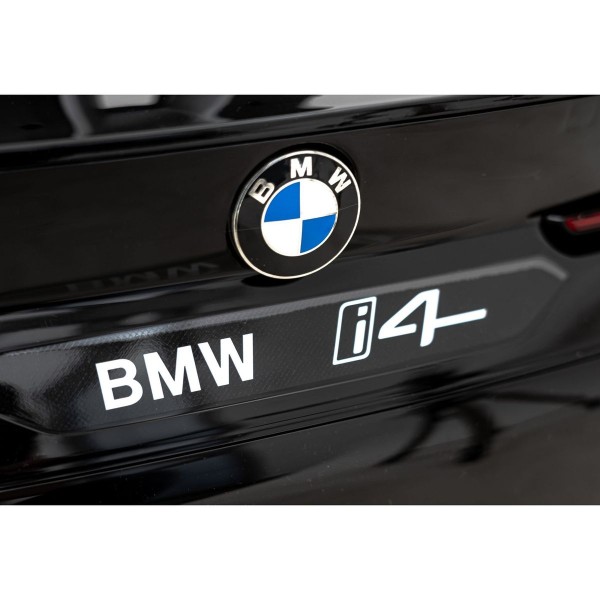 Автомобіль на акумуляторі BMW i4, чорний