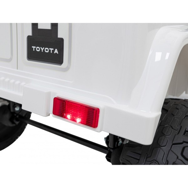 Джип на акумуляторі 4x4 Toyota FJ Cruiser, білий