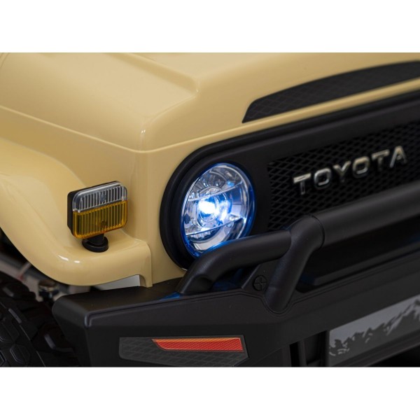 Джип на акумуляторі 4x4 Toyota FJ Cruiser, бежевий