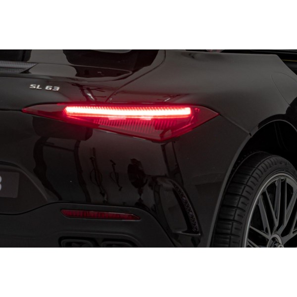 Автомобіль на акумуляторі 4x4 Mercedes Benz AMG SL63, чорний